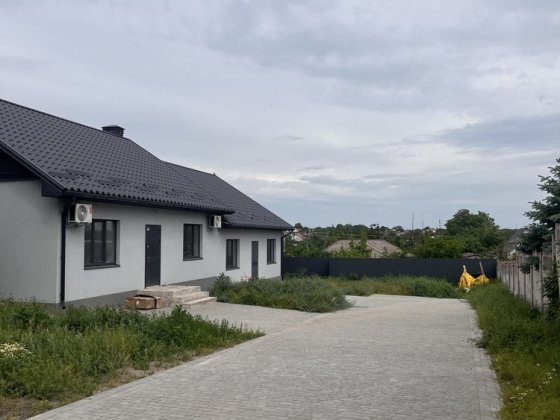 Продаж таунхаусу з ремонтом  навпроти 3-ї полікліники по Кропивницьког Кропивницкий