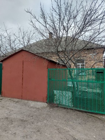 Продам півбудинку на Н.Балашівці - фото 1