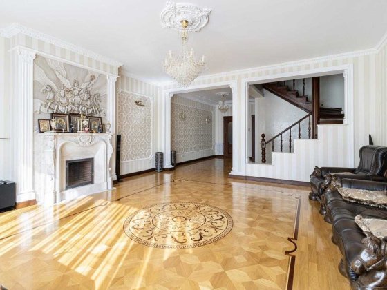 Преміум будинок 310 м² біля Шевченківського гаю з авторським ремонтом Львов