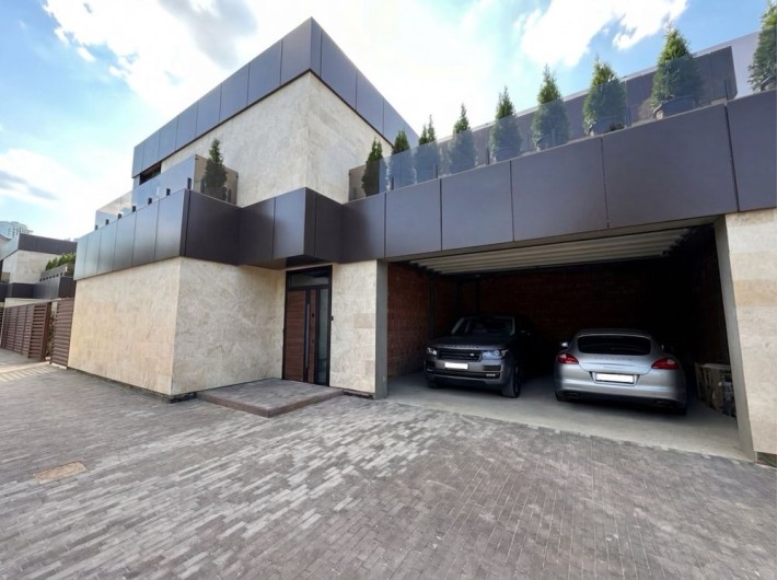 Современный дом в Одессе Фонтан купить дом у моря без комиссии - фото 1