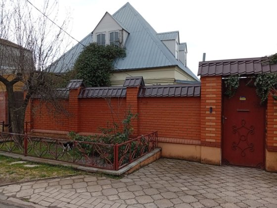 Продам 1/2дома в Соляных