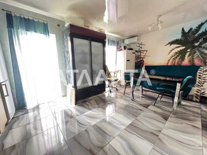 Таунхаус с ремонтом по выгодной цене в Одессена ул. Главная - фото 1