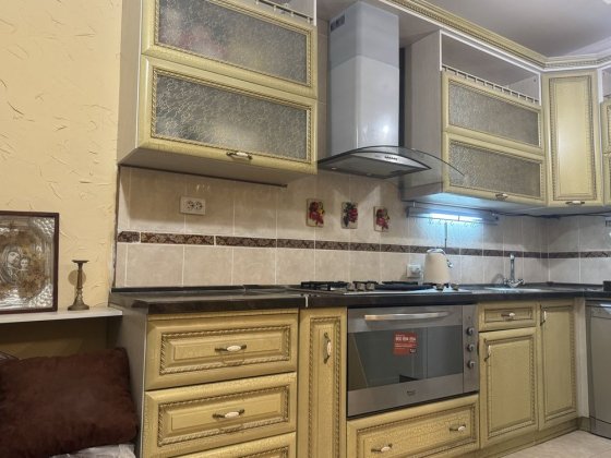 Приміський будинок з земельною ділянкою без посередників