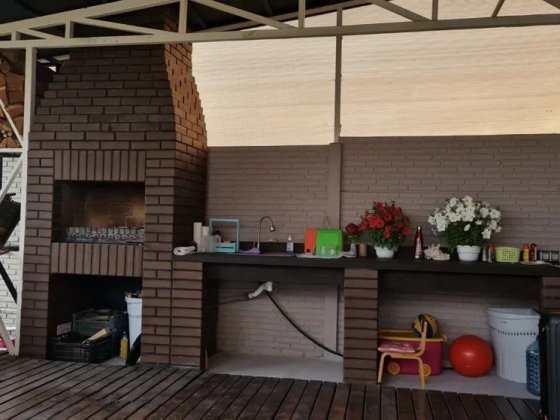 Продам просторий будинок з ремонтом,Рогань (5325) Харків