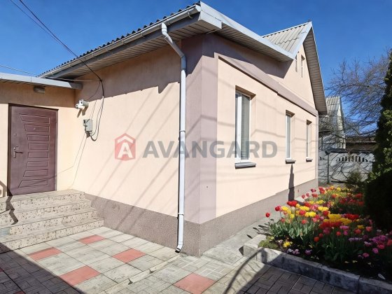 Дом с Ремонтом Мирный 72000$