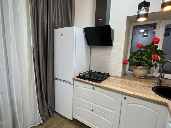 Продаж затишного будинку, вул. 10 Лінія