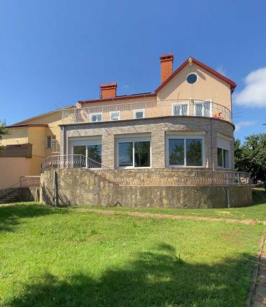 Дом на 18 сотках на Фонтане. Полная автономия, бассейн! - фото 1