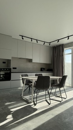 Таунхаус з РЕМОНТОМ та частковими меблями 132м2 | РОЗСТРОЧКА - фото 1