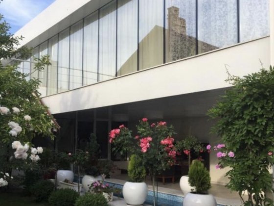 Продам Уютный Дом‼️ 3 этажа‼️3 раздельные спальни‼️кухня студия‼️Бассейн/Сауна /Гараж на 2 Авто‼️2.7 Одеса