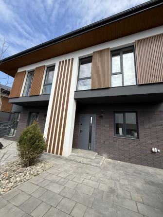 Будинок Петропавлівська Борщагівка БЕЗ комісії, з ремонтом та меблями - фото 1