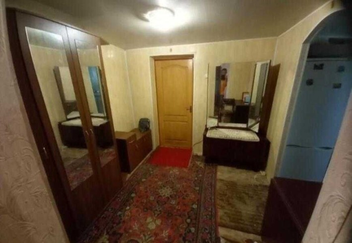 В продаже часть дома метро "Холодная гора". - фото 1