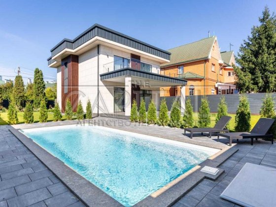 Продаж будинку з власним басейном та ділянкою/з новим ремонтом у зручній локації Петропавлівка- Борщ Петропавловская Борщаговка