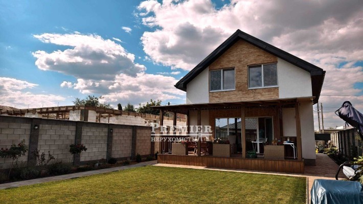 Продам сучасний будинок біля моря - фото 1