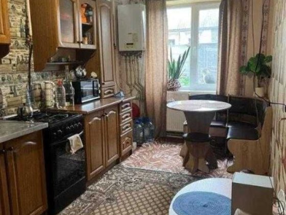 Продам полдома на Основе Харьков