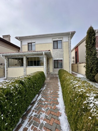 Совиньон. Хозяйский новый дом. Отличный ремонт. Мебель. $ 480.000 - фото 1