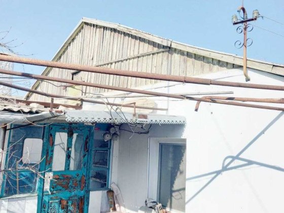 Продаю частину будинку з окремим двором