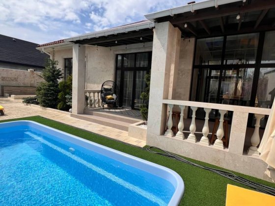 Продажа 2 ДОМОВ, 7 сот, 2 бассейна, р.н Совиньона Одеса