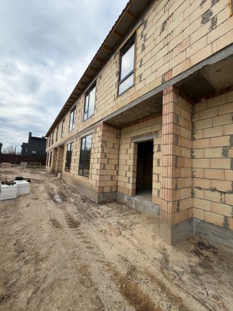 Продається Таунхаус з двориком на Петропавлівській Борщагівці, від забудовника без комісії! - фото 1