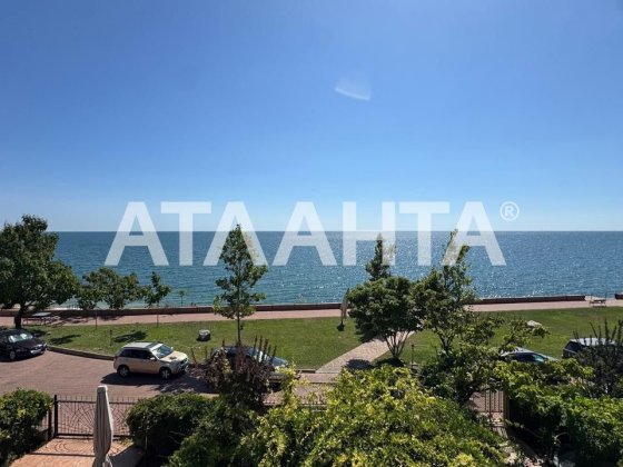 Таунхаус с ремонтом в первой линии от моря Одеса