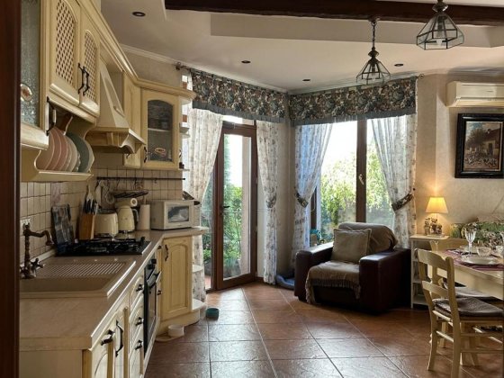 Продажа капитального хозяйского дома в Совиньоне. Одеса