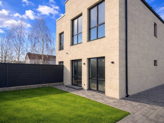 Продам будинок з ремонтом Петропавловская Борщаговка