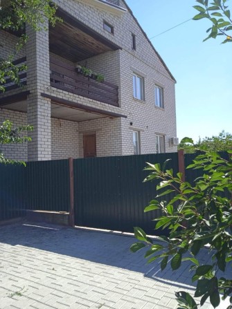 Продаю 2-х эт.дом Большая Корениха - фото 1