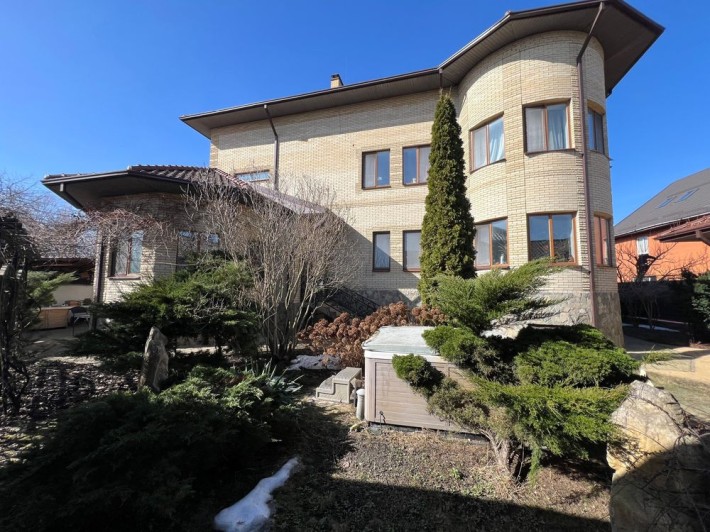 Будинок в Соф. Бощагівці для великої родини або готельного бізнесу! - фото 1