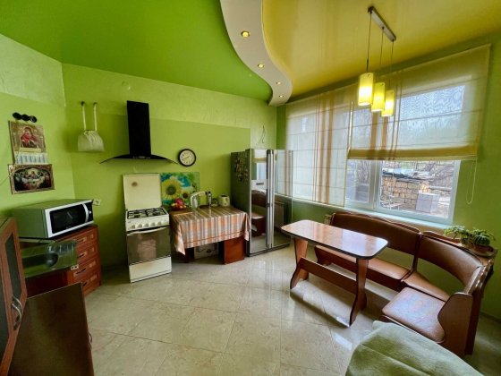 Продається будинок, новий ремонт, 4 кім, 7 сот, центр Корабельний р-н.