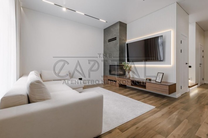 Продажа дома Петропавлоская Борщаговка, СРОЧНО‼️Супер ремонт‼️ - фото 1