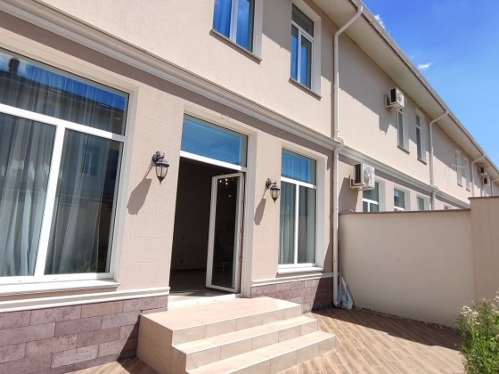 Дом-дуплекс 150 м² в элитном районе Одессы | Аквапарк, спортплощадки Одеса