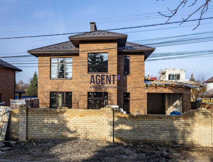 Сучасний будинок 215 м² біля лісу, 6.2 сотки, без комісії - фото 1