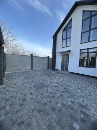 Готовий будинок (таунхаус) 100 м², 10 хв до моря. Газ.  Свій двір - фото 1