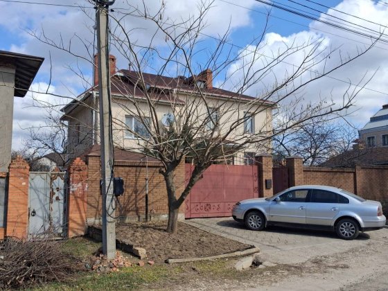 Продаётся 2-х этаж.дом ул.Гороховая (Кораб.р-н.)