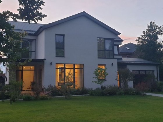 Сучасний будинок з ремонтом, меблями та технікою| Автономний| 165м2/ Петропавловская Борщаговка