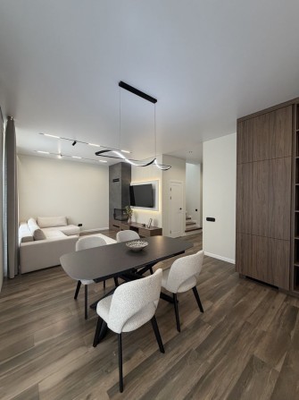 Готовий будинок 130 м², ремонт, камін, меблі, закрита територія. Газ - фото 1