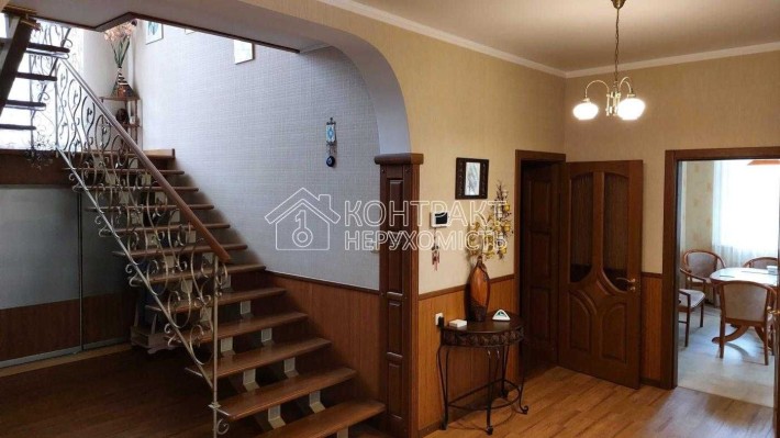 Продажа дома Основа/Одеская 239м2 участок 15 соток - фото 1