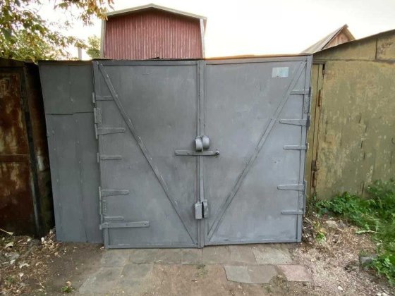 Продається гараж Військове містечко