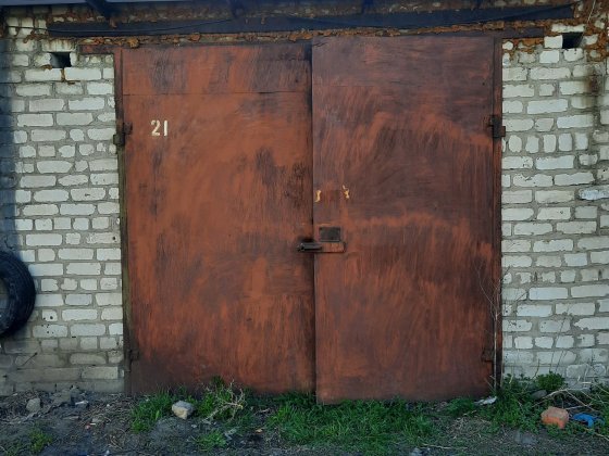 Гараж в обществе Каракум Павлоград