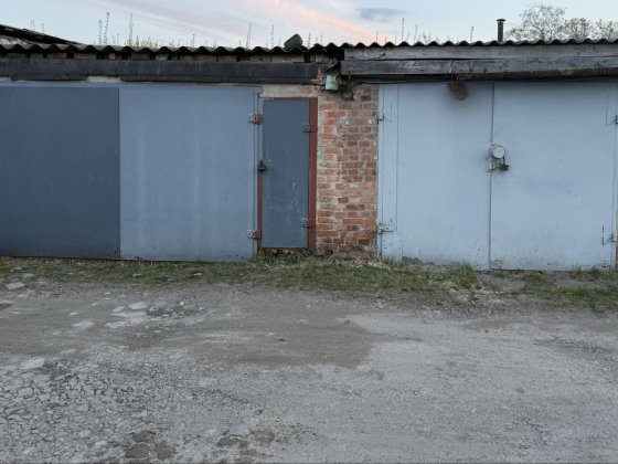 Гараж 5х7 Центр.( є місце добудувати в Довжину) Прилуки