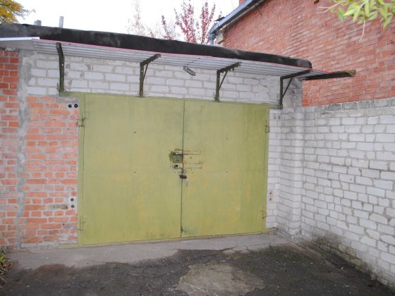 Продається або здам в оренду капітальний гараж у товаристві "Жигулі" Славянск