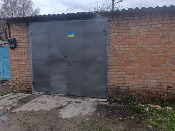 Продам гараж  з світлом та оглядовою ямою Хмільник