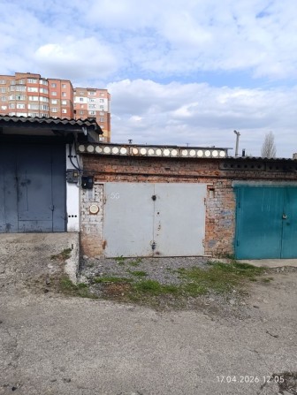 Гараж цегляний. Масив "РИБАЛКО" вул. С. Бандери м. Хмельницький - фото 1
