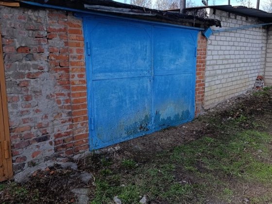 Продам гараж з кімнатою Чугуев