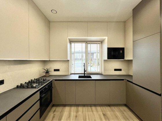 Котеджне містечко! Дуплекс з ремонтом, 3 спальні, ГАЗ та центральні комунікації, Петропавлівська Бор Петропавловская Борщаговка