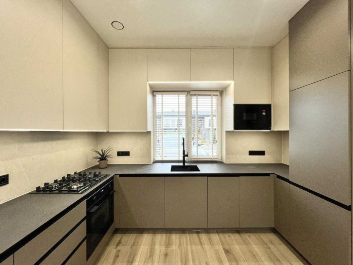 Котеджне містечко! Дуплекс з ремонтом, 3 спальні, ГАЗ та центральні комунікації, Петропавлівська Бор - фото 1