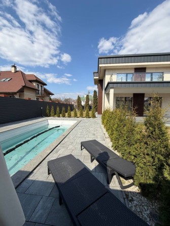 Дом с РЕМОНТОМ!Бассейн!Газ!Без комиссии!Борщаговка - фото 1