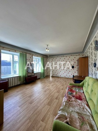 Продам капитальный дом на 11 сотках АГВ Заезд для авто Слободка - фото 1