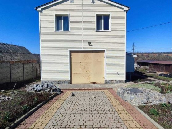 Дом рядом с рекой Кулиничи Харків