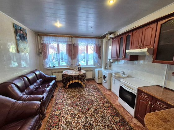 Продам 2этажный дом с удобствами. Р-н Коммунального Рынка. Харьков