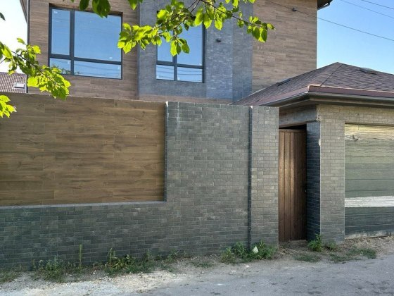 Сучасний, якісний будинок в районі 16 ст. фонтана Одесса